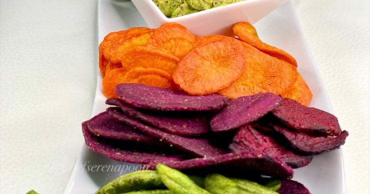 Crispy Baked Veggies Chips with Truffle Guacamole