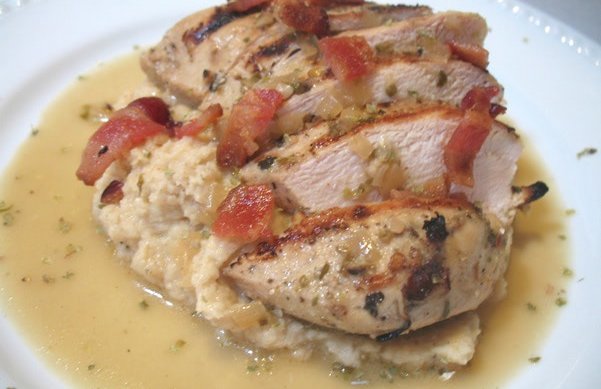 Easy and Delicious: Lemon Garlic Chicken over Cauliflower Mash
